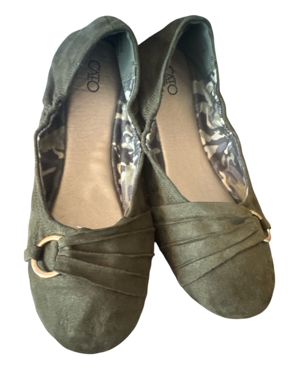 CATO Olive Green SZ 8 Ballet Flats with Gold Ring